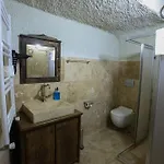 Hotel Kayaharman Cave Nar