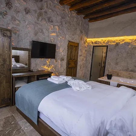 Kayaharman Cave Hotel