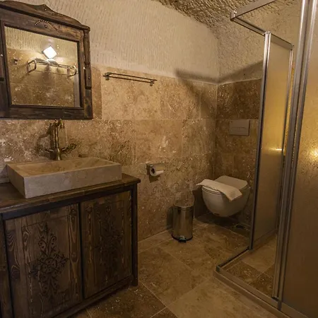 Hotel Kayaharman Cave