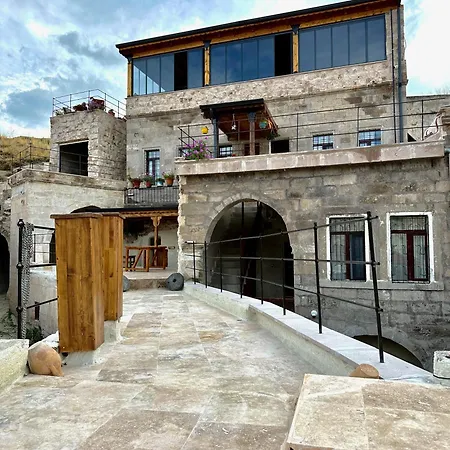 Kayaharman Cave * Nar