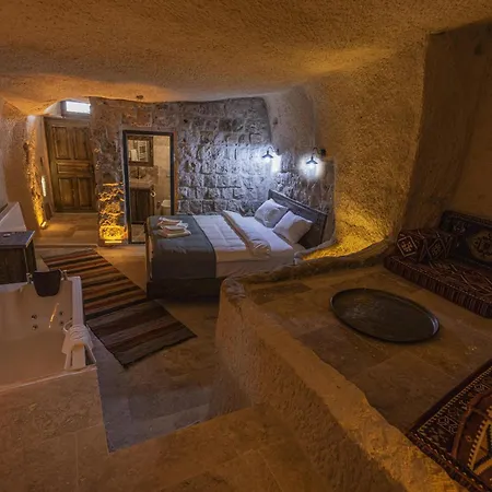 Kayaharman Cave