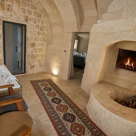 فندق Kayaharman Cave